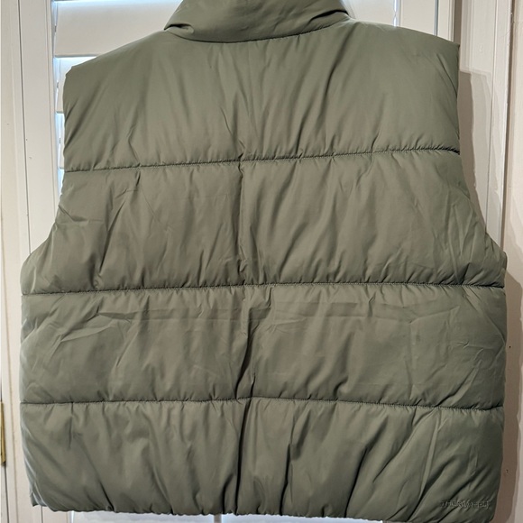 Nike Sage Green Puffer Vest - Picture 3 of 3